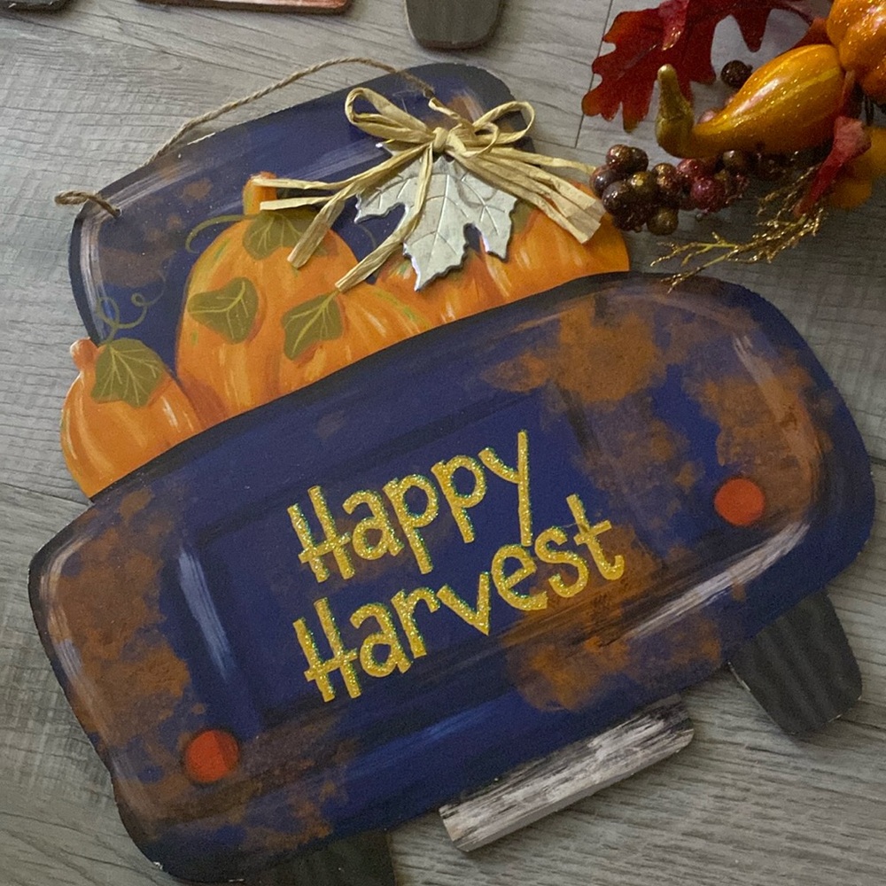 Fall decorations - Picture 4 of 5